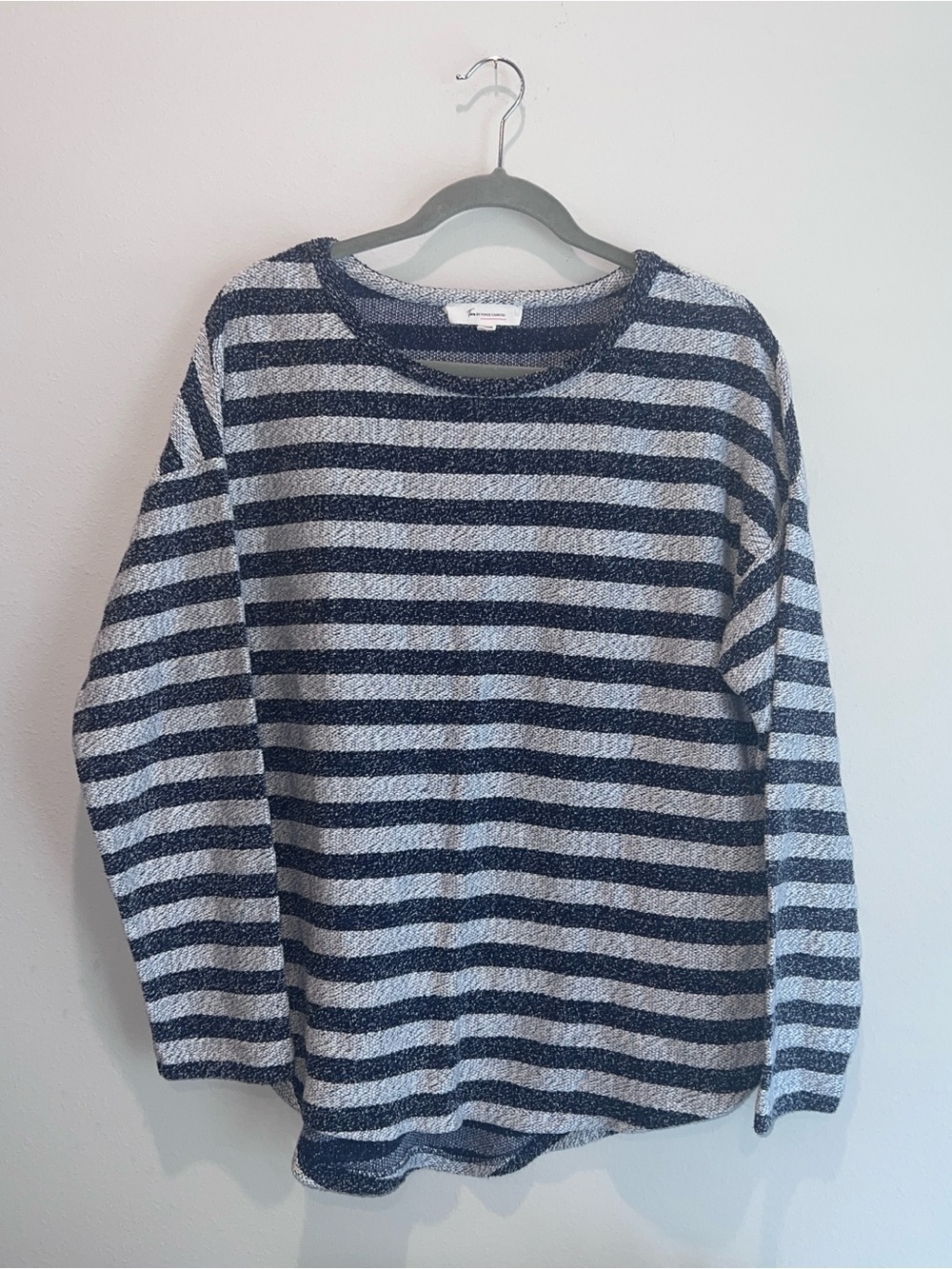 Two by Vince Camuto Women’s Navy/White Striped Terry Knit Crewneck Pullover L